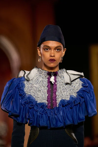 Look 144